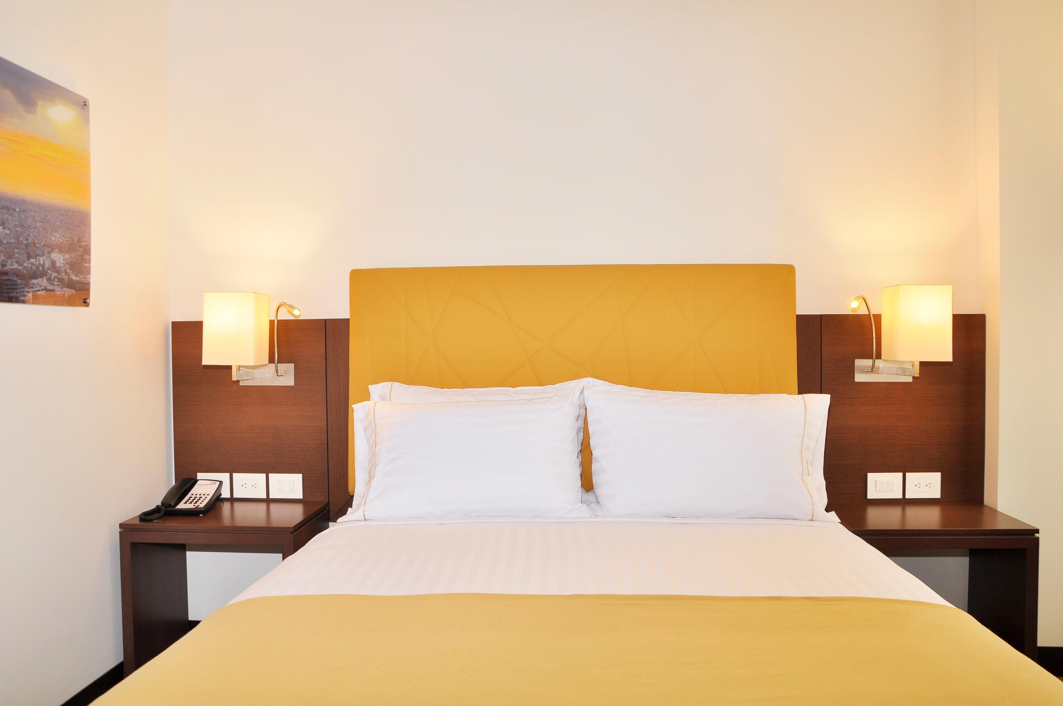 Express & Zona G By Ihg Hotel Bogota