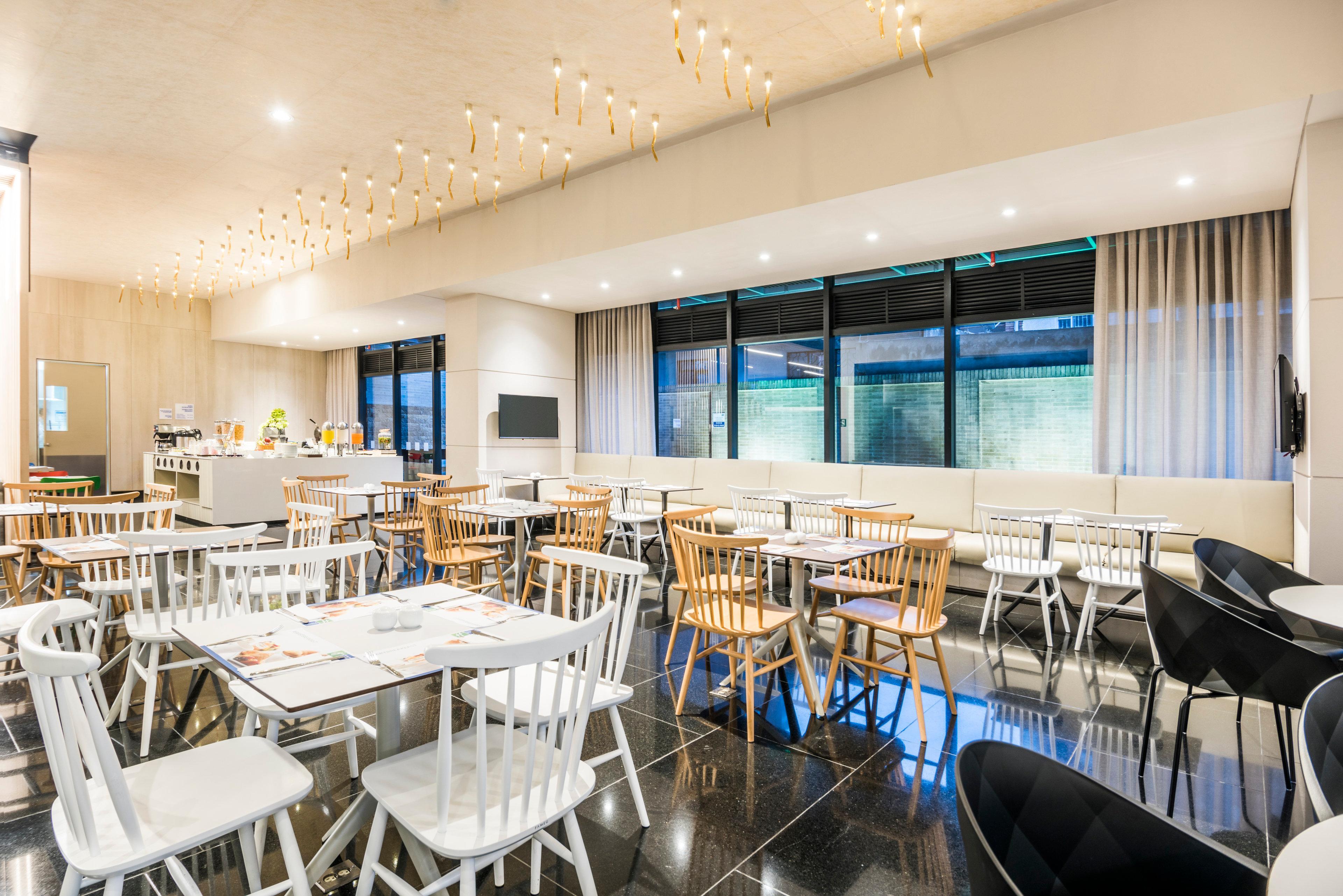 Express & Zona G By Ihg Hotel 4*