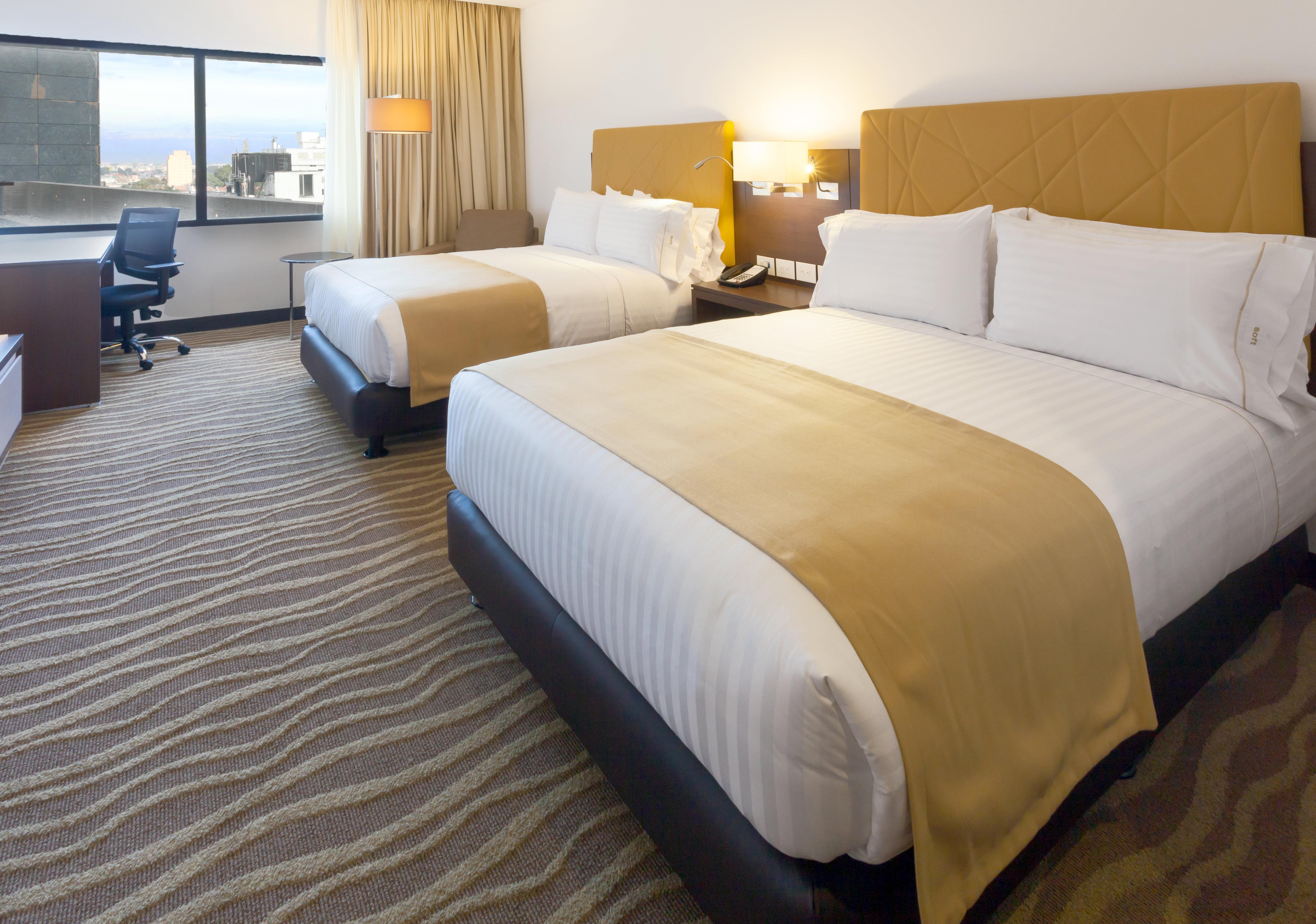 Express & Zona G By Ihg Hotel Bogota