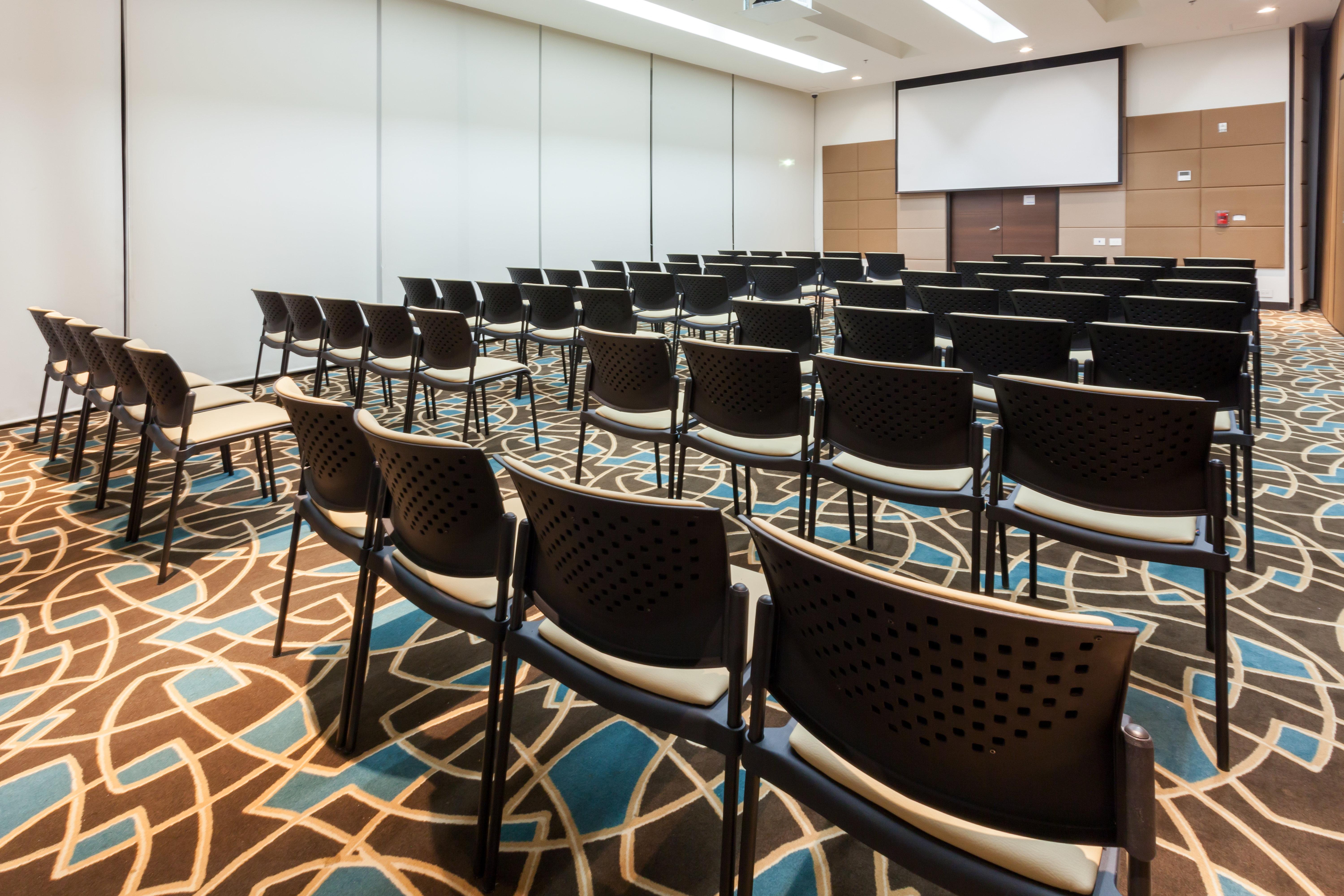 Express & Zona G By Ihg Hotel Bogota