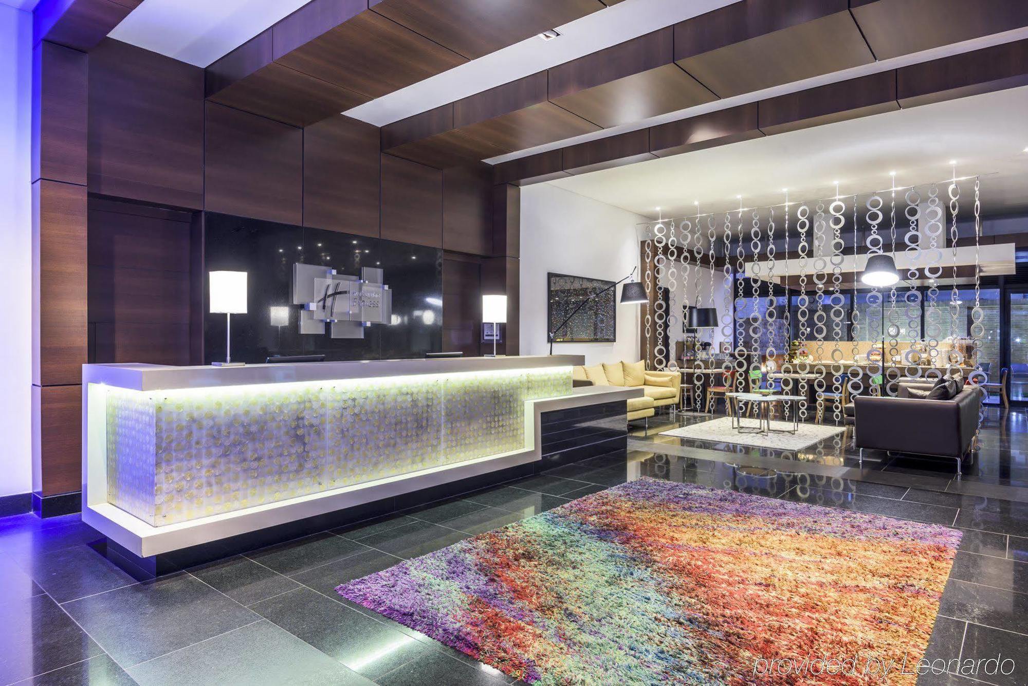 Express & Zona G By Ihg Hotel 4*