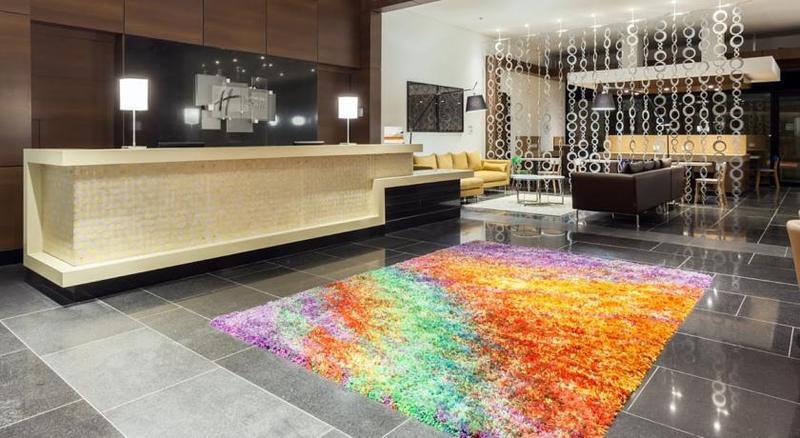 Hotel Express & Zona G By Ihg 4*
