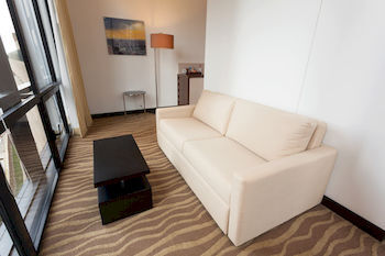 Express & Zona G By Ihg